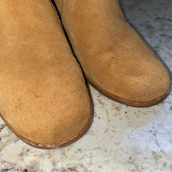 Tory Burch Sabe $398 Caramel Suede Ankle Booties size 9M EUC - Picture 8 of 16
